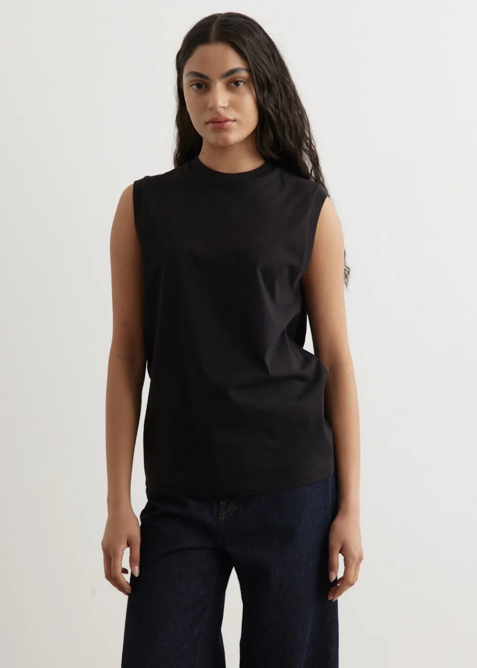 Relaxed Sleeveless Tee