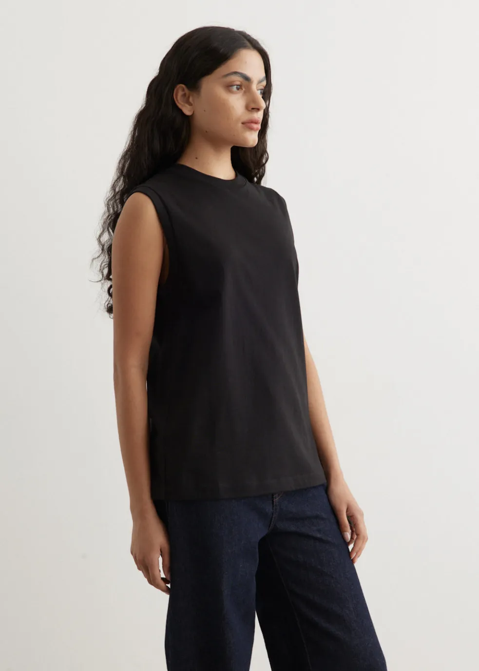 Relaxed Sleeveless Tee