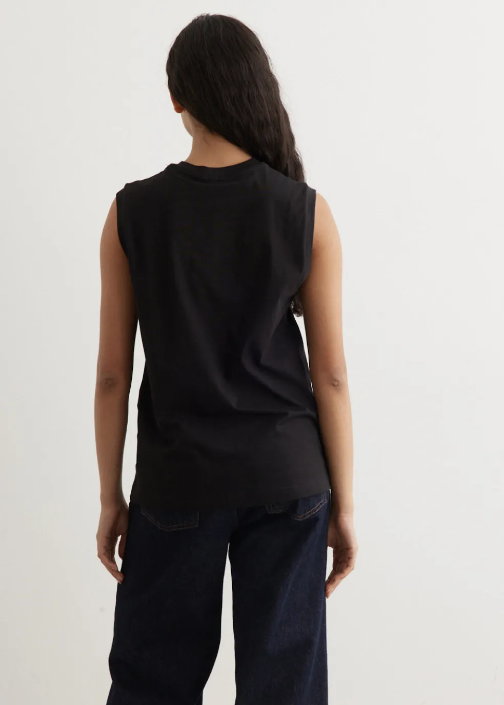 Relaxed Sleeveless Tee