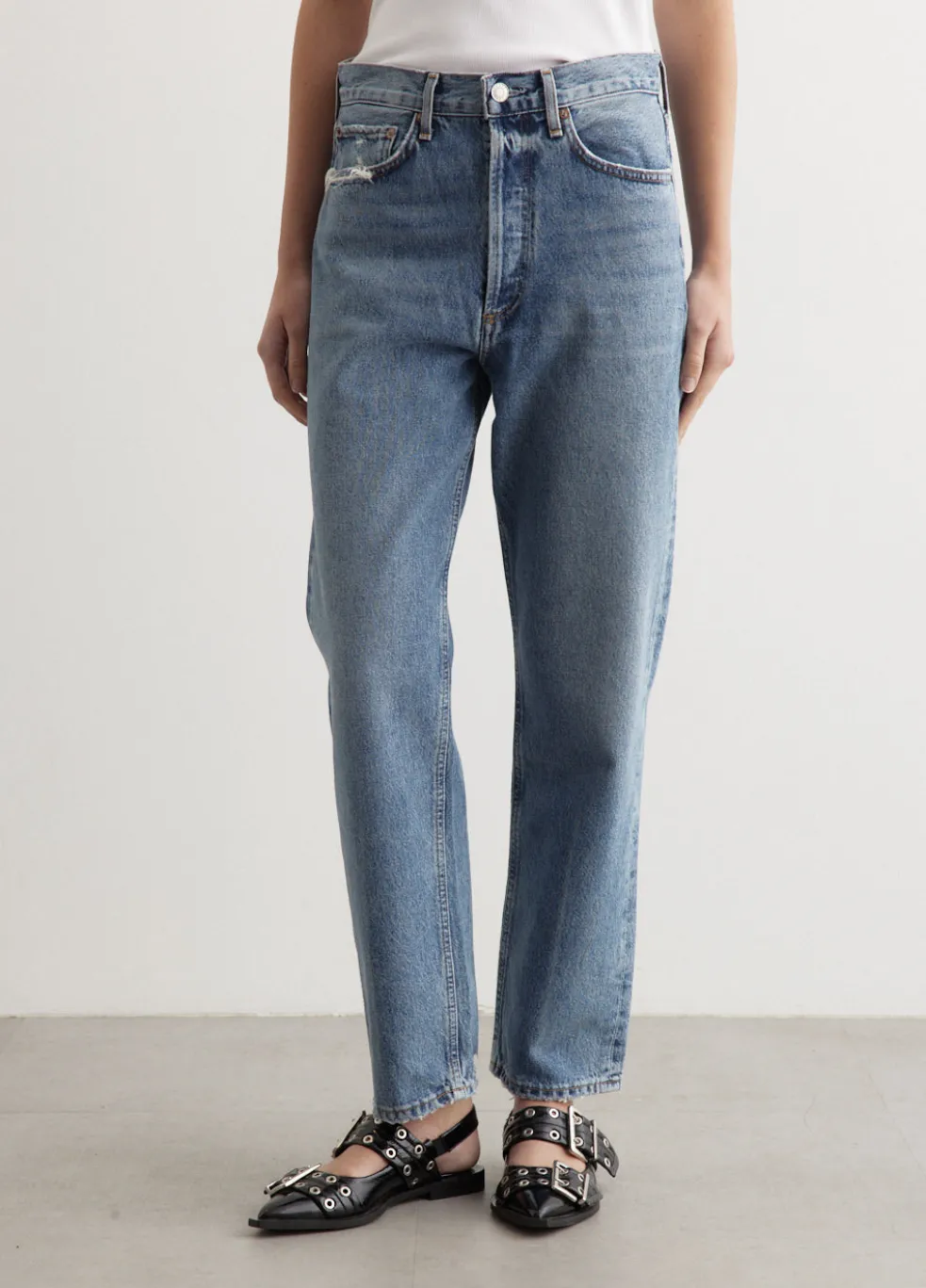 90's Mid Rise Straight Jeans