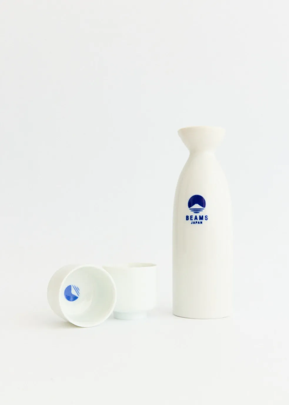 Sake Bottle And Cup Set (1 Bottle And 2 Cups)