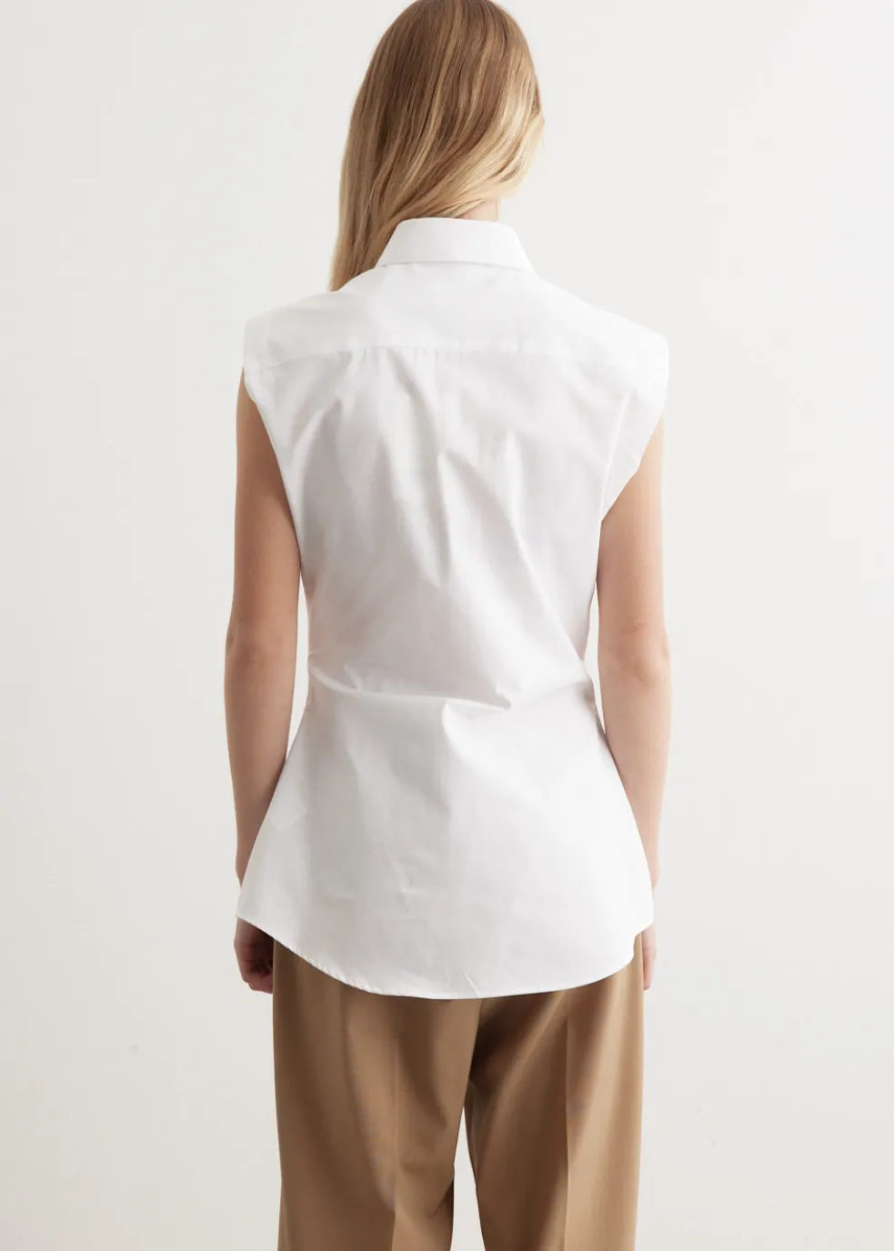Shaped Poplin Sleeveless Shirt