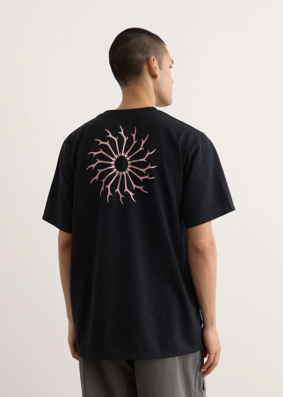 Short Sleeve Round Pocket T-Shirt