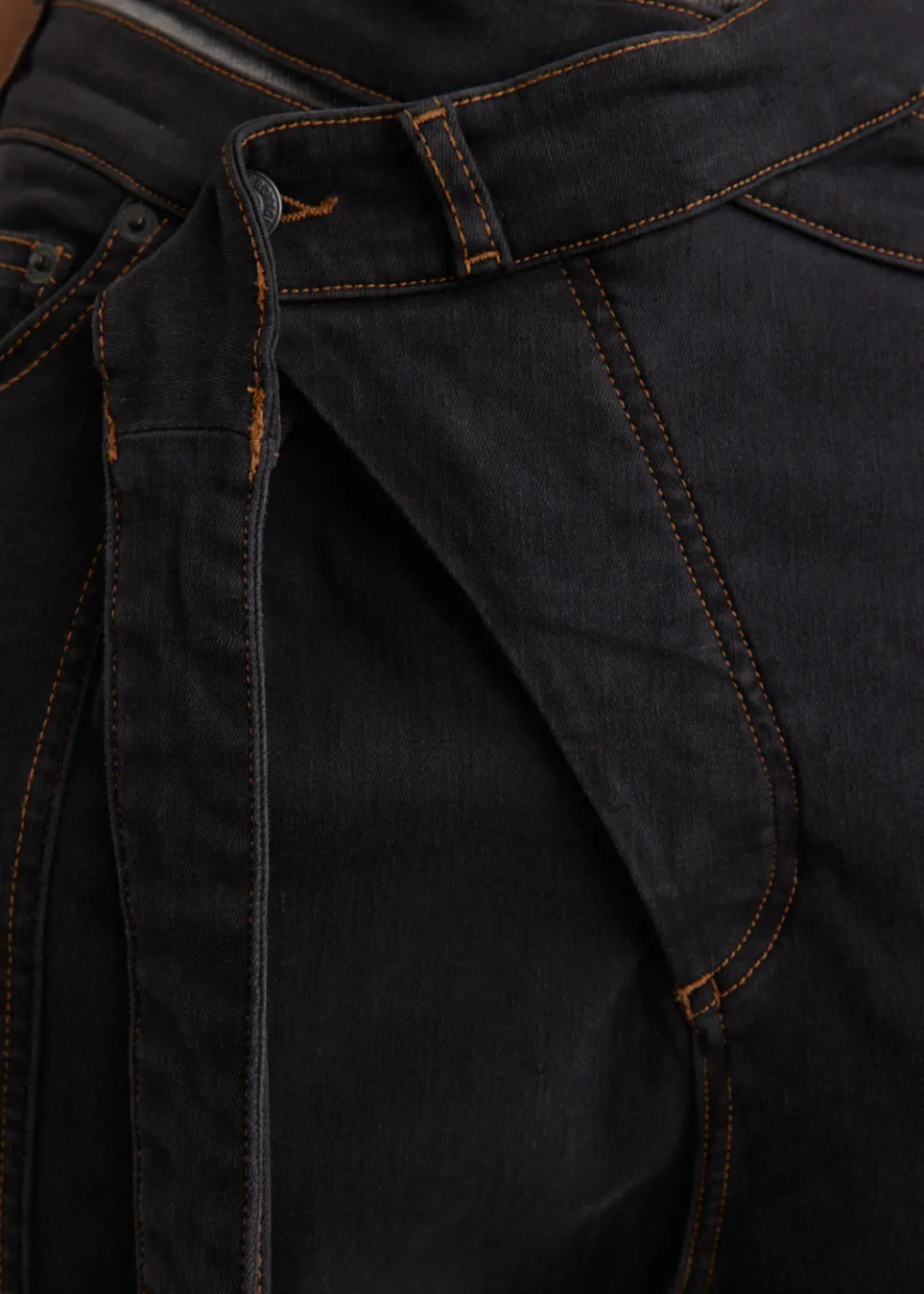 Signature Wrap Jeans