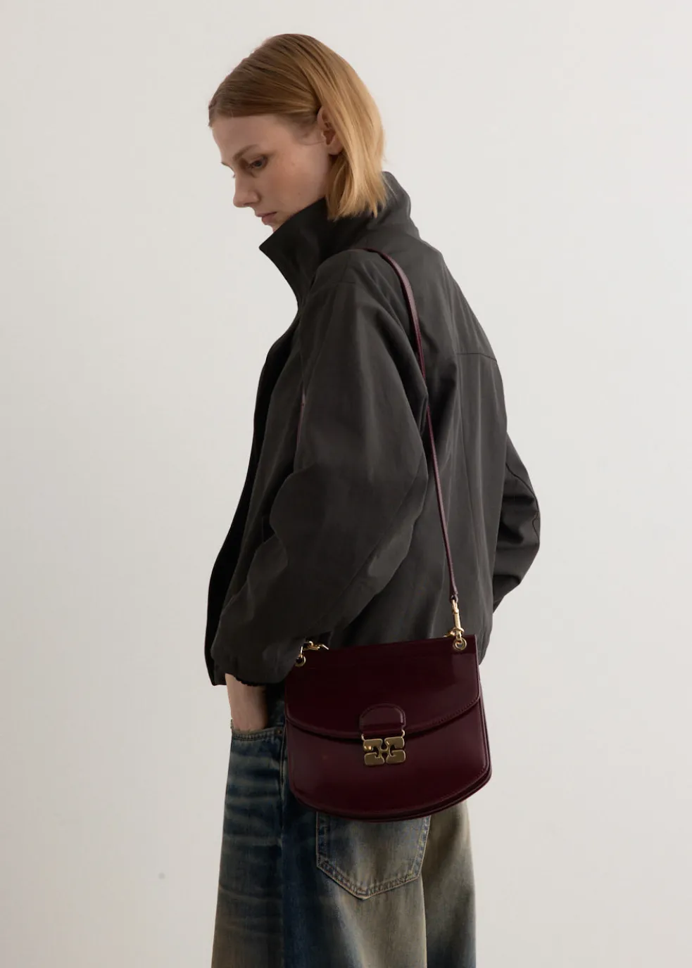 Small Box Chain Apo-G Bag