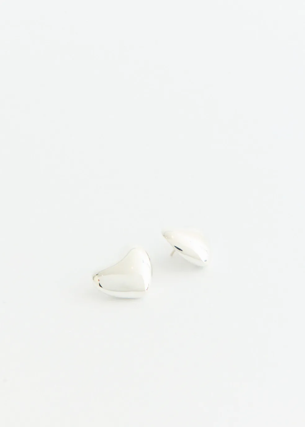 Small Voluptuous Heart Earrings