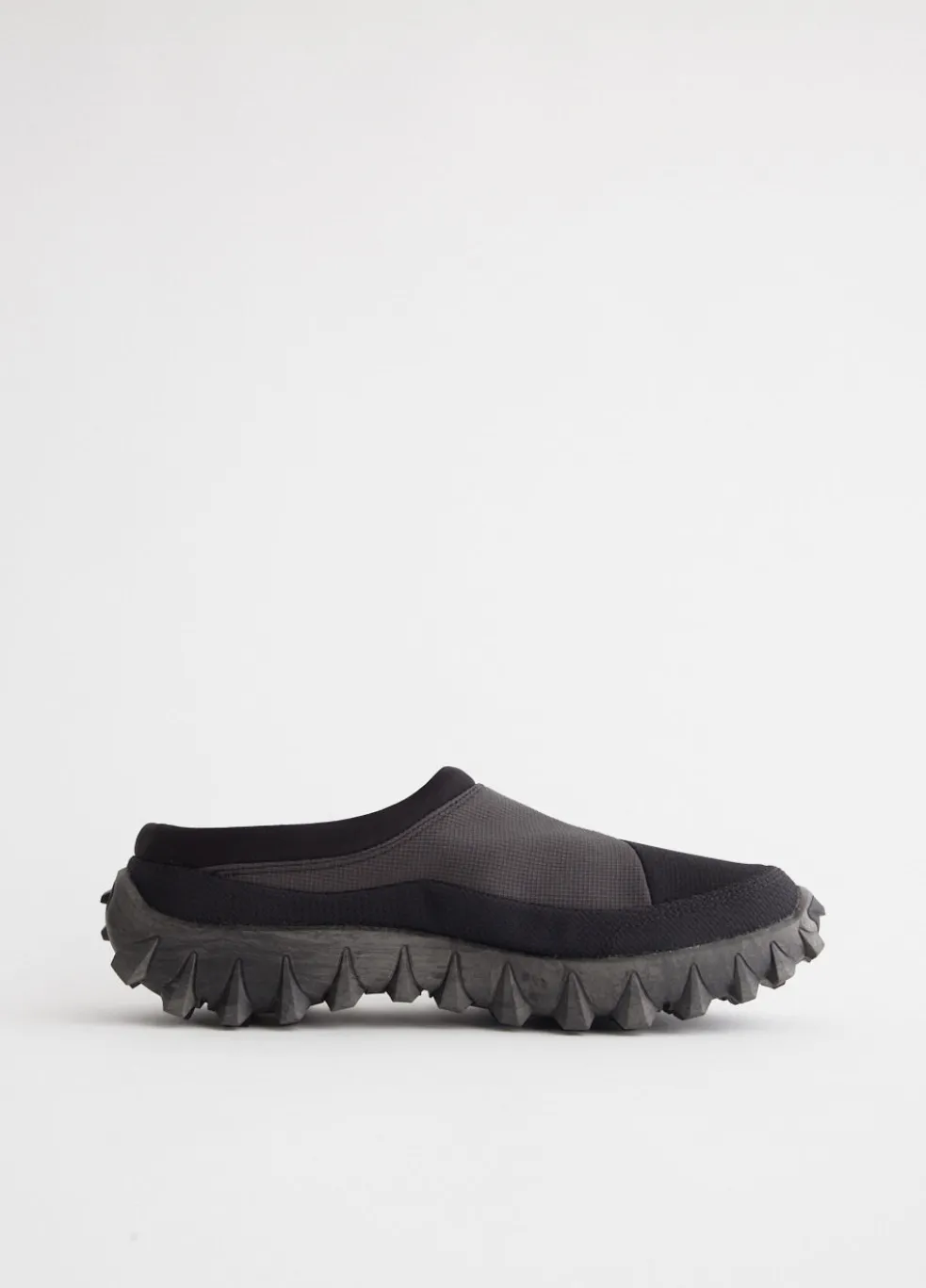 Snowclog 'Black Asphalt' Sneakers