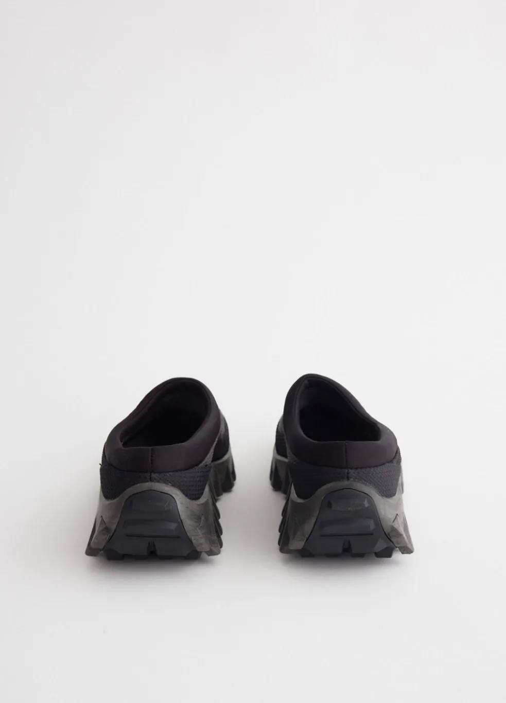 Snowclog 'Black Asphalt' Sneakers