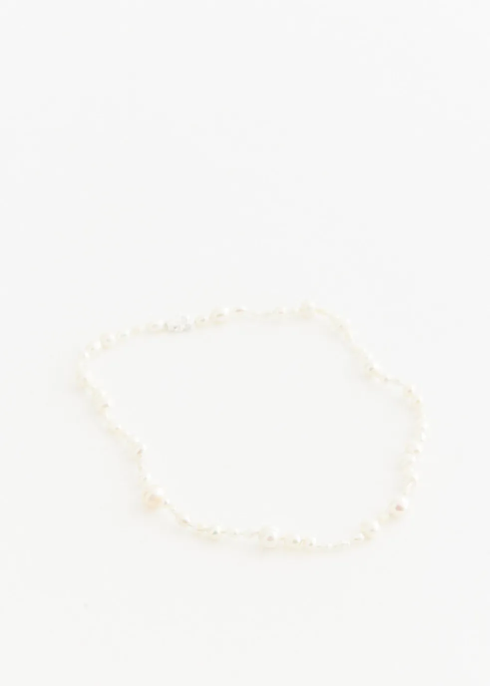 The Antique Pearl Necklace 18