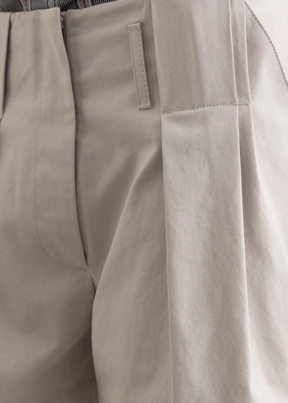 Tuck Point Turn-Up Shorts