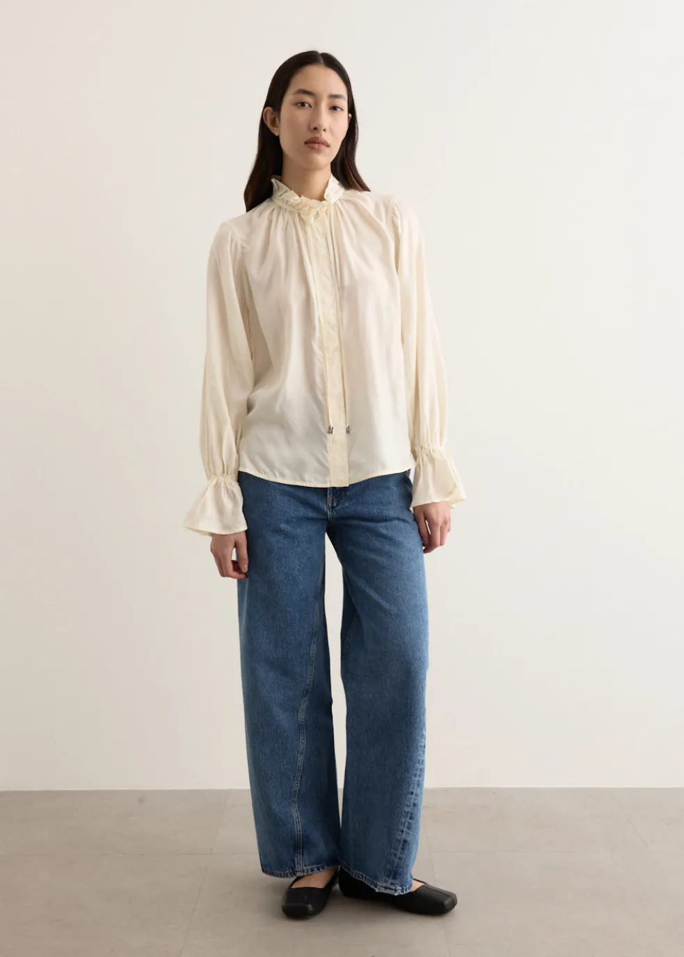 Twist Low Slung Baggy Jeans