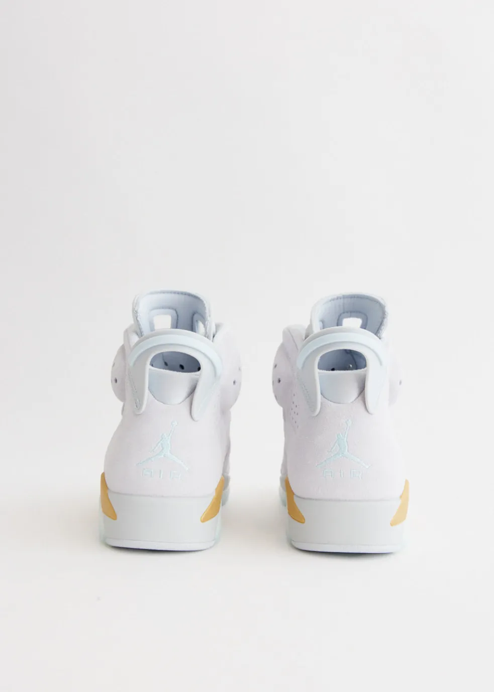 Women's Air Jordan 6 Retro 'Pearl' Sneakers
