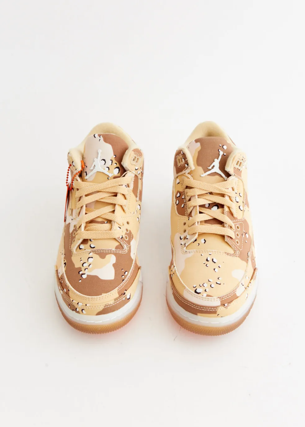 Women's Air Jordan 3 Retro 'Georgia Peach' Sneakers