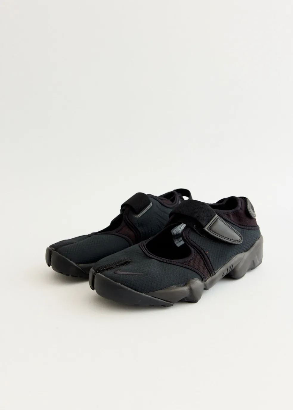 Women's Air Rift Breathe 'Black' Sneakers