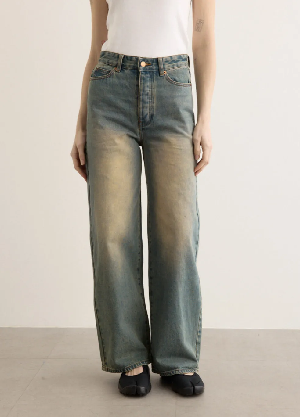 Women's Wale Jeans