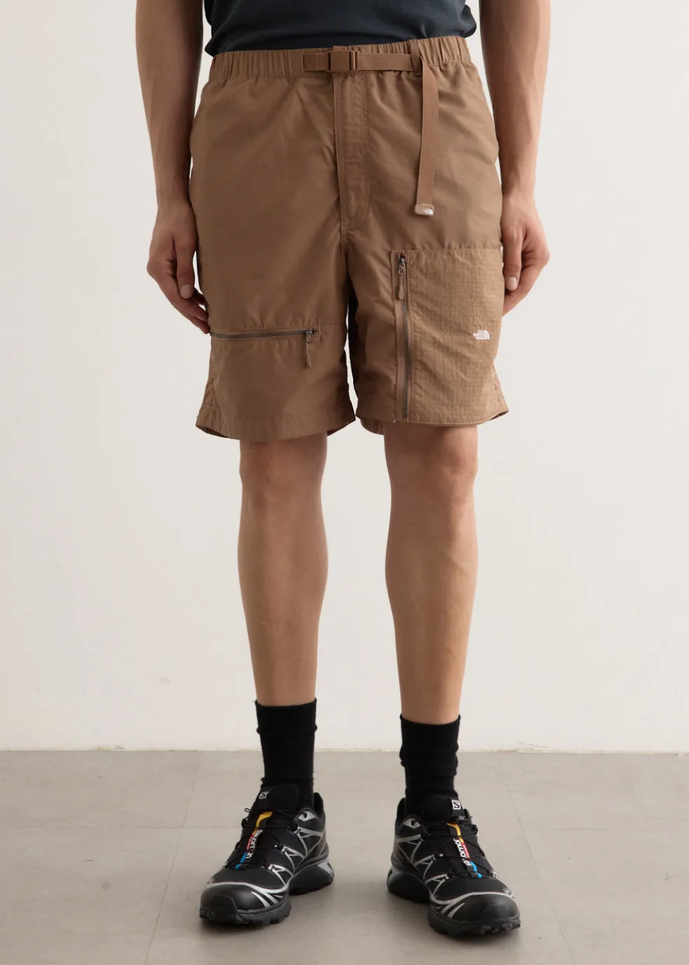 Woven Zipper Shorts