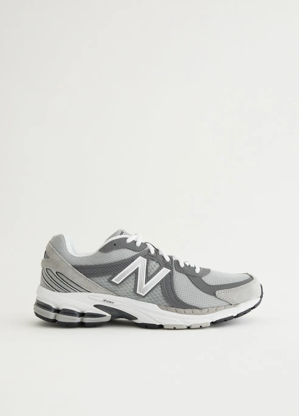 x New Balance 860v2 'Grey' Sneakers