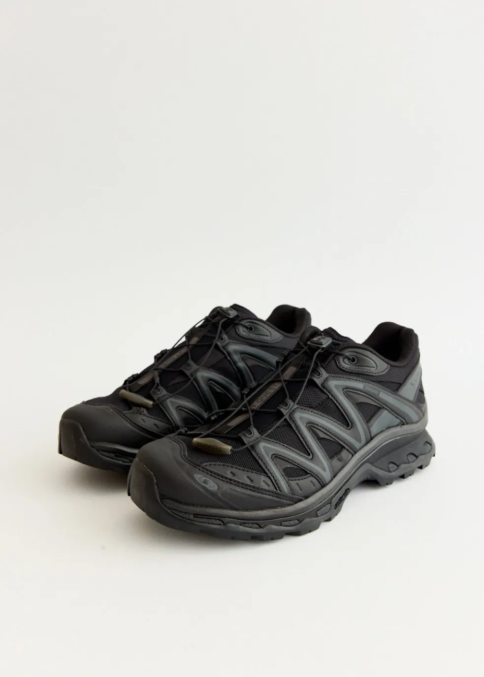XT-Quest 'Black' Sneakers