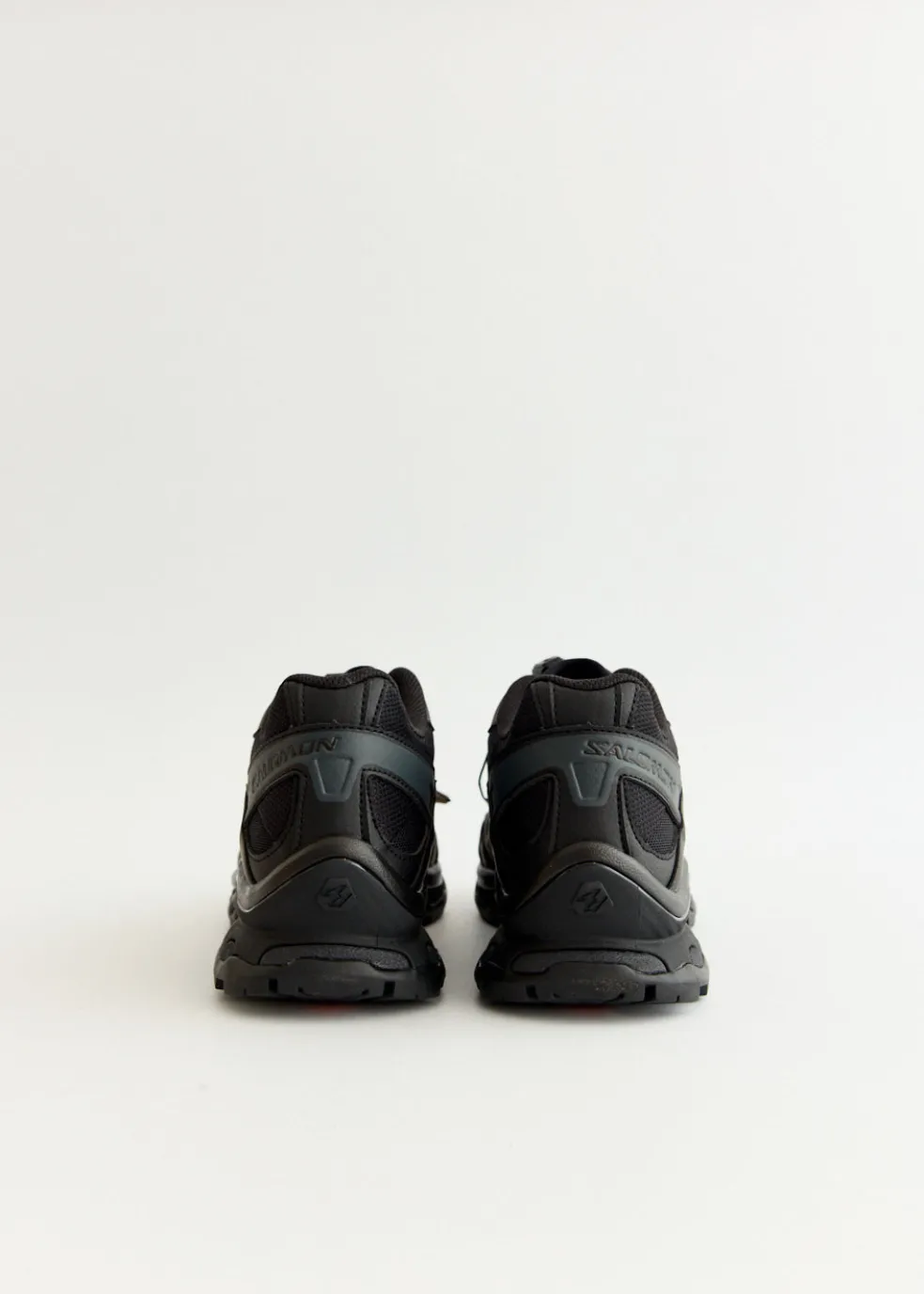 XT-Quest 'Black' Sneakers